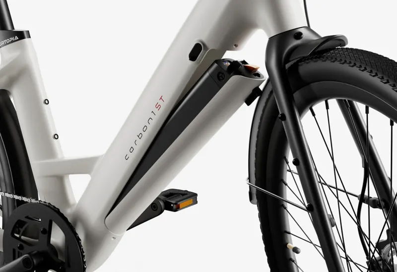 Urtopia Carbon 1 Step-Thru E-bike White-5