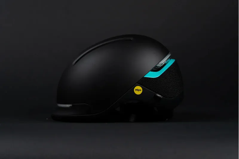 Mercedes-AMG F1 Team Track Edition 250 Electric Bike and Helmet in Black-11