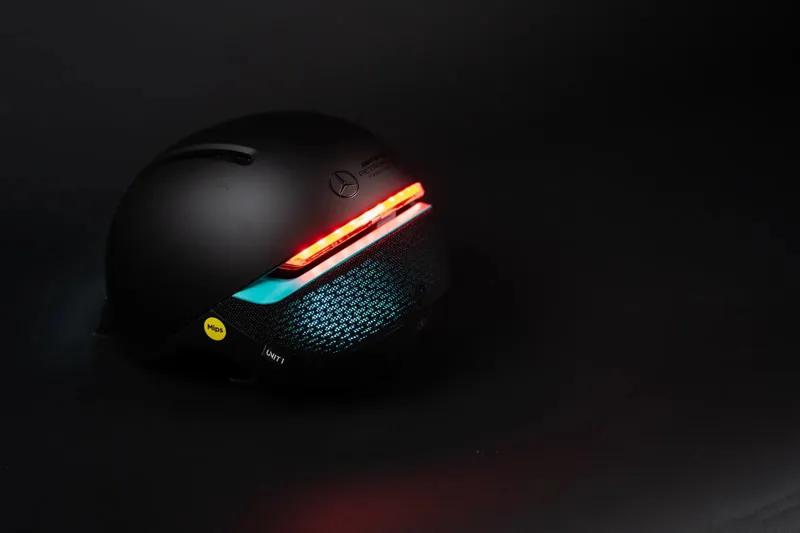 Mercedes-AMG F1 Team Track Edition 250 Electric Bike and Helmet in Black-9