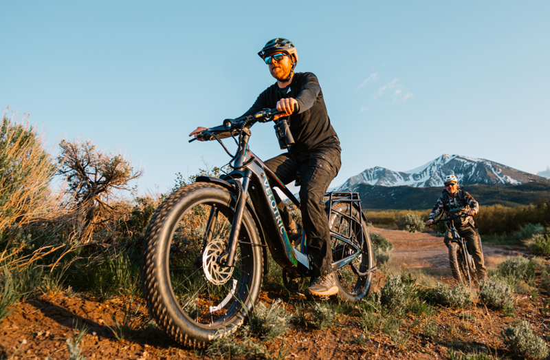 VELOTRIC NOMAD 2X SO HIGH STEP OBSIDIAN-3